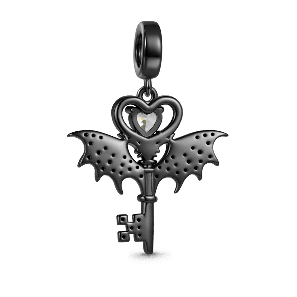 Gnoce Dark Style Bat Wings & Key Charm_5